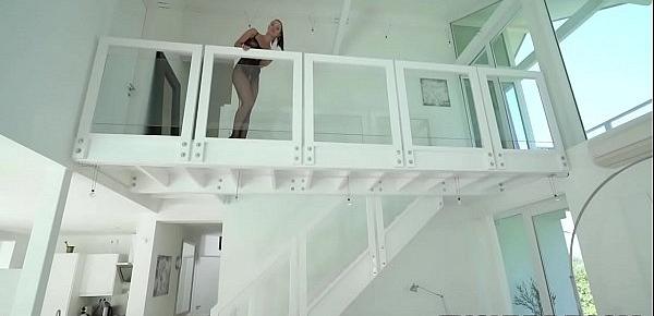 Worshipping Alyssa Reece